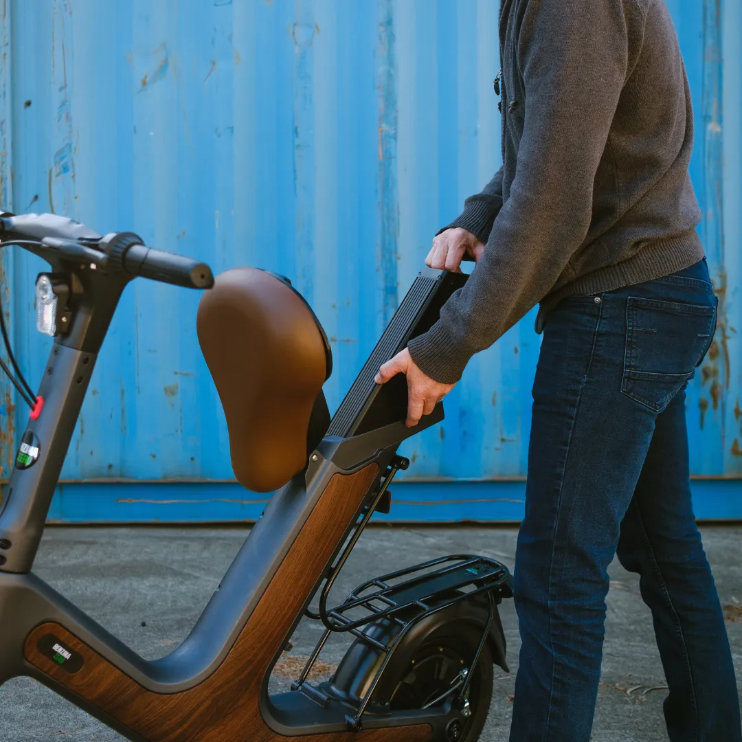Benzina Zero V50 Electric Scooter