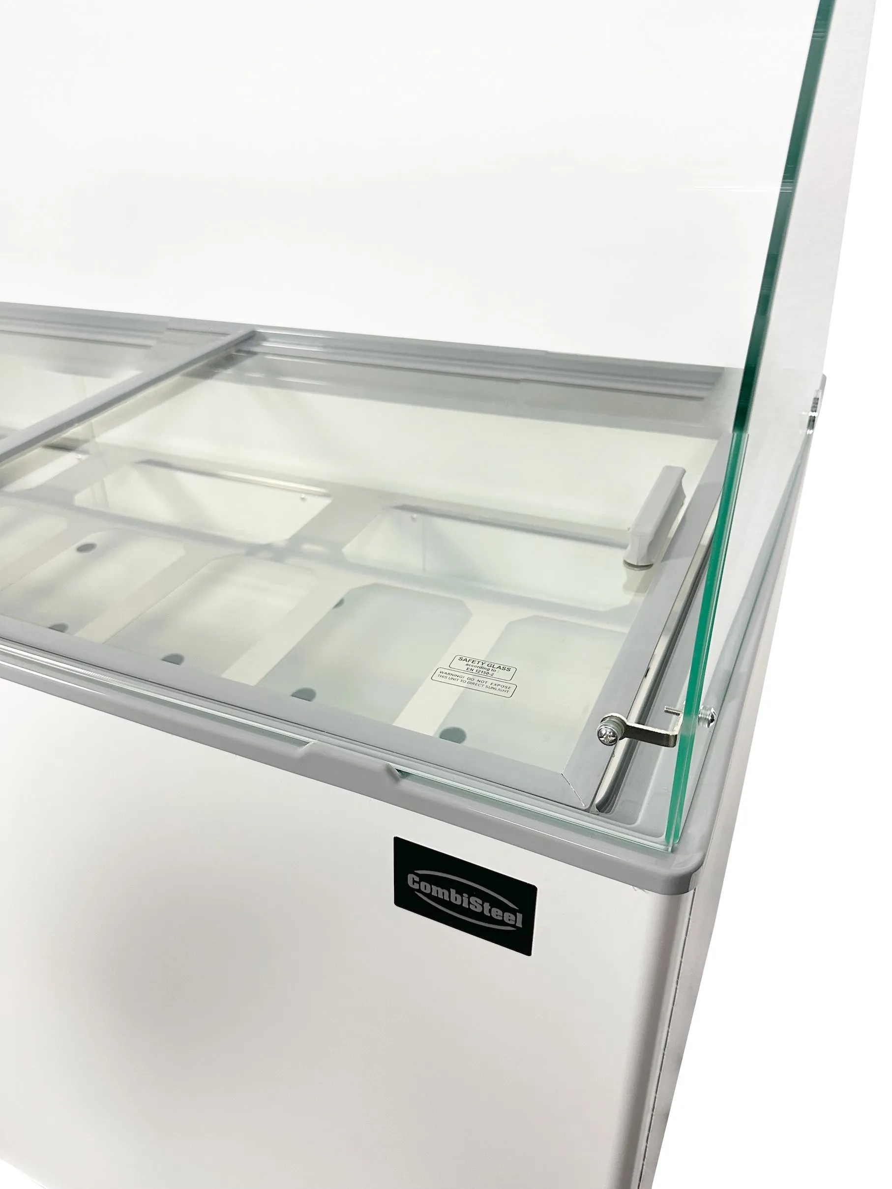 Combisteel Java Ice Cream Counter Display Freezer 8 x 5 Litre - 7472.0130