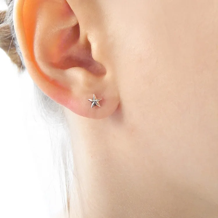 Tiny Star Stud Earrings Silver